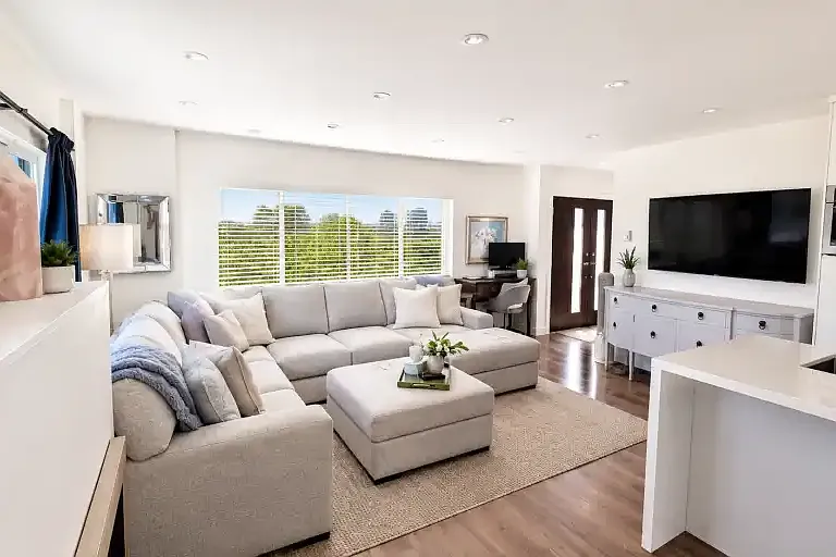340 Devoy St #1A — Photo 4