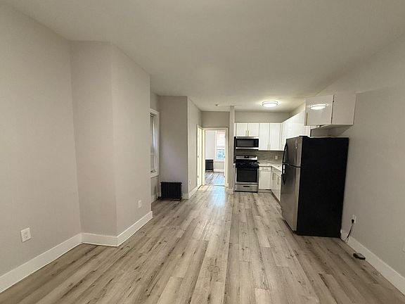 2nd image of 43 Broadway #1