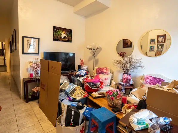 194 Essex Street image 3 of 9