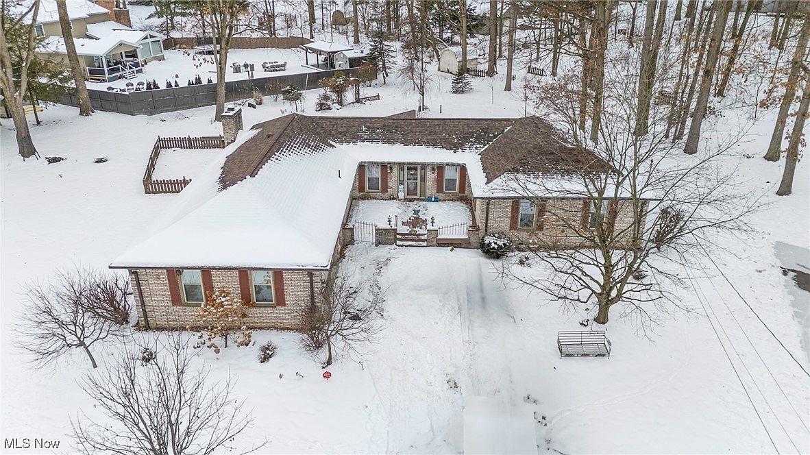 1515 Celia Ct, Niles, OH 44446 | Zillow