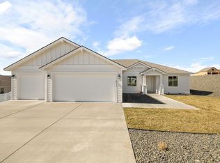 2946 S Osborne St, Kennewick, WA