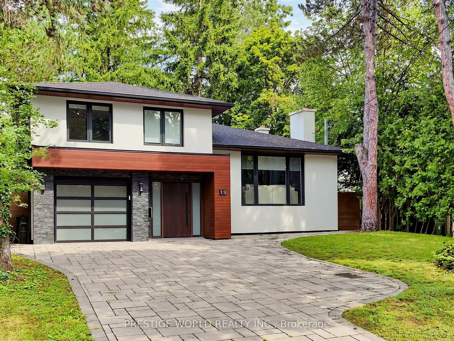 5 bed, $10,000 — Photo 1
