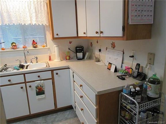 5th image of 8700 Baraka Pl APT G