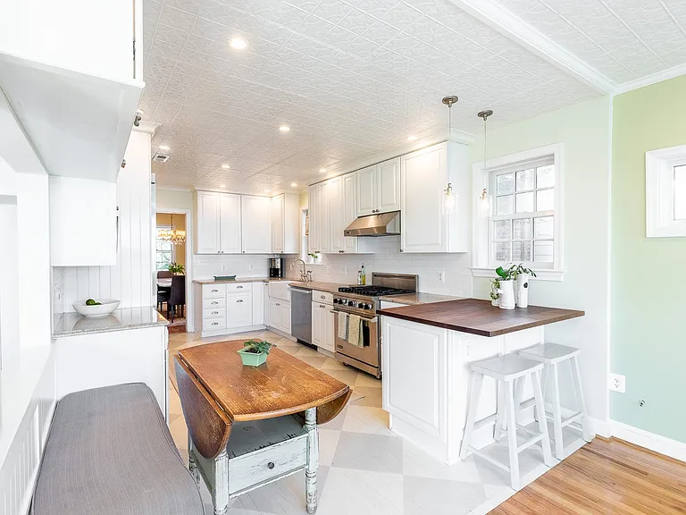 4515 Yuma St NW — Photo 4