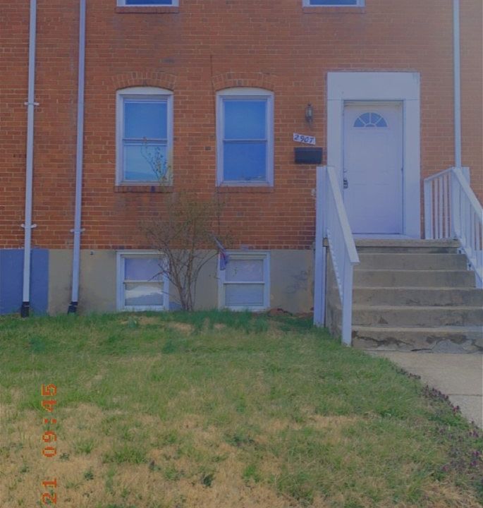 1st image of 2907 Cornwall Road2nd Floor