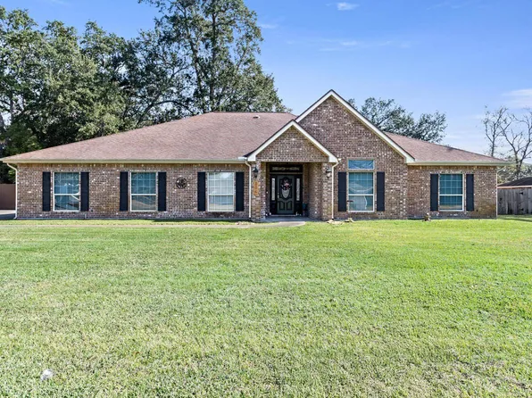 206 Live Oak St, Bridge City, TX 77611