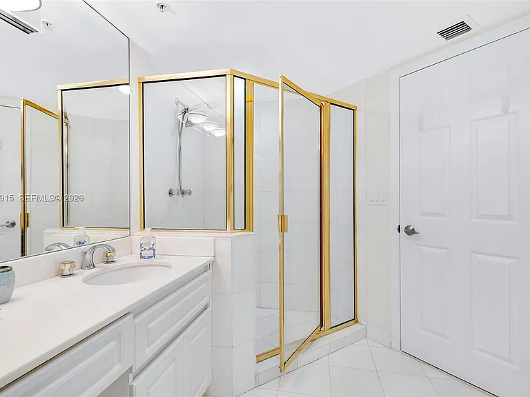 6301 Collins Ave #1708 — Photo 23