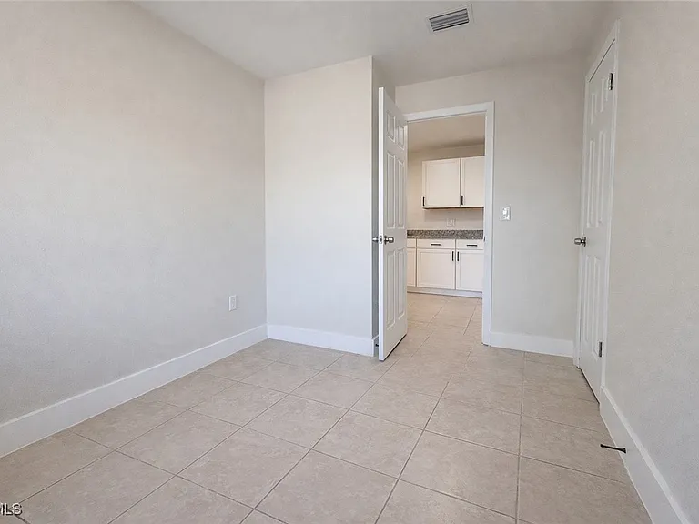 704 Karlov St #704 — Photo 8