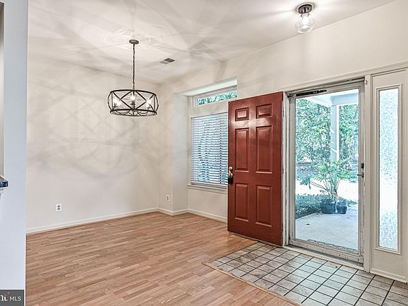 3rd image of 12204 Fort Buffalo Cir #529