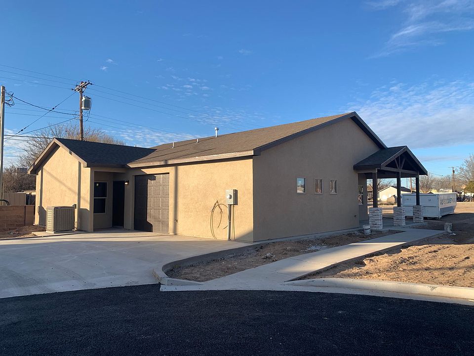 1st image of 701 Santa Fe Trl