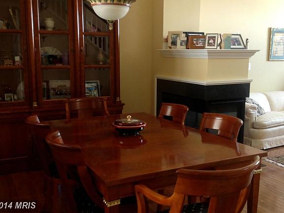 5th image of 247 Amber Cir