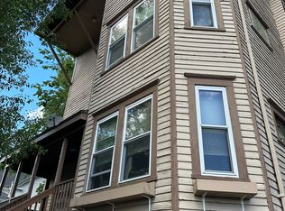 191 Fairmont Ave APT 3, Worcester, MA 01604