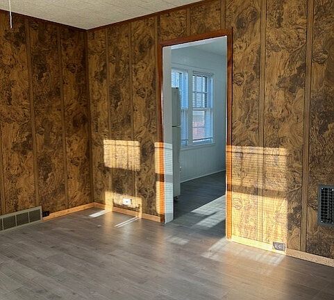 4th image of 116 Bennett St Floor 1