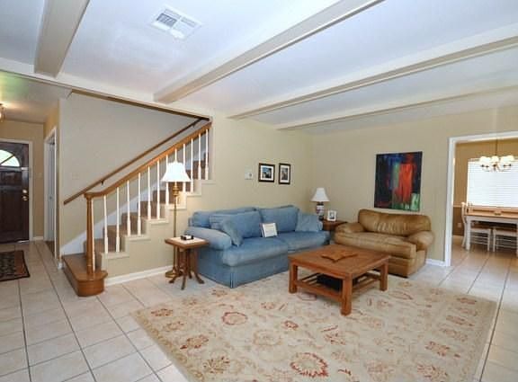 3rd image of 12515 Woodthorpe Ln