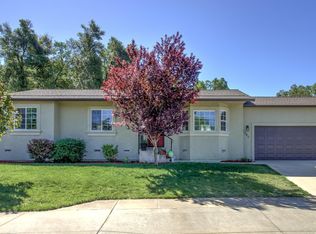 2361 Yellow Finch Way, Anderson, CA 96007