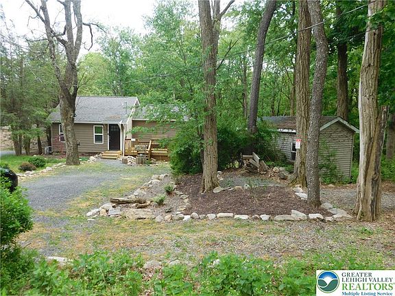 3rd image of 41 Reeder St