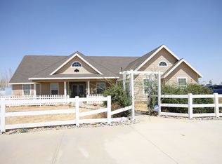 8147 W Avenue C12, Lancaster, CA