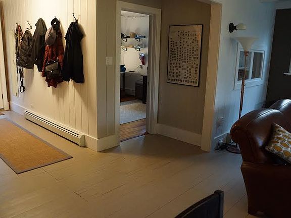 2nd image of 5 Viking Ln
