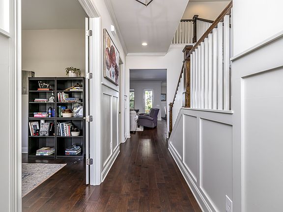 4th image of 2654 Paddock Park Dr