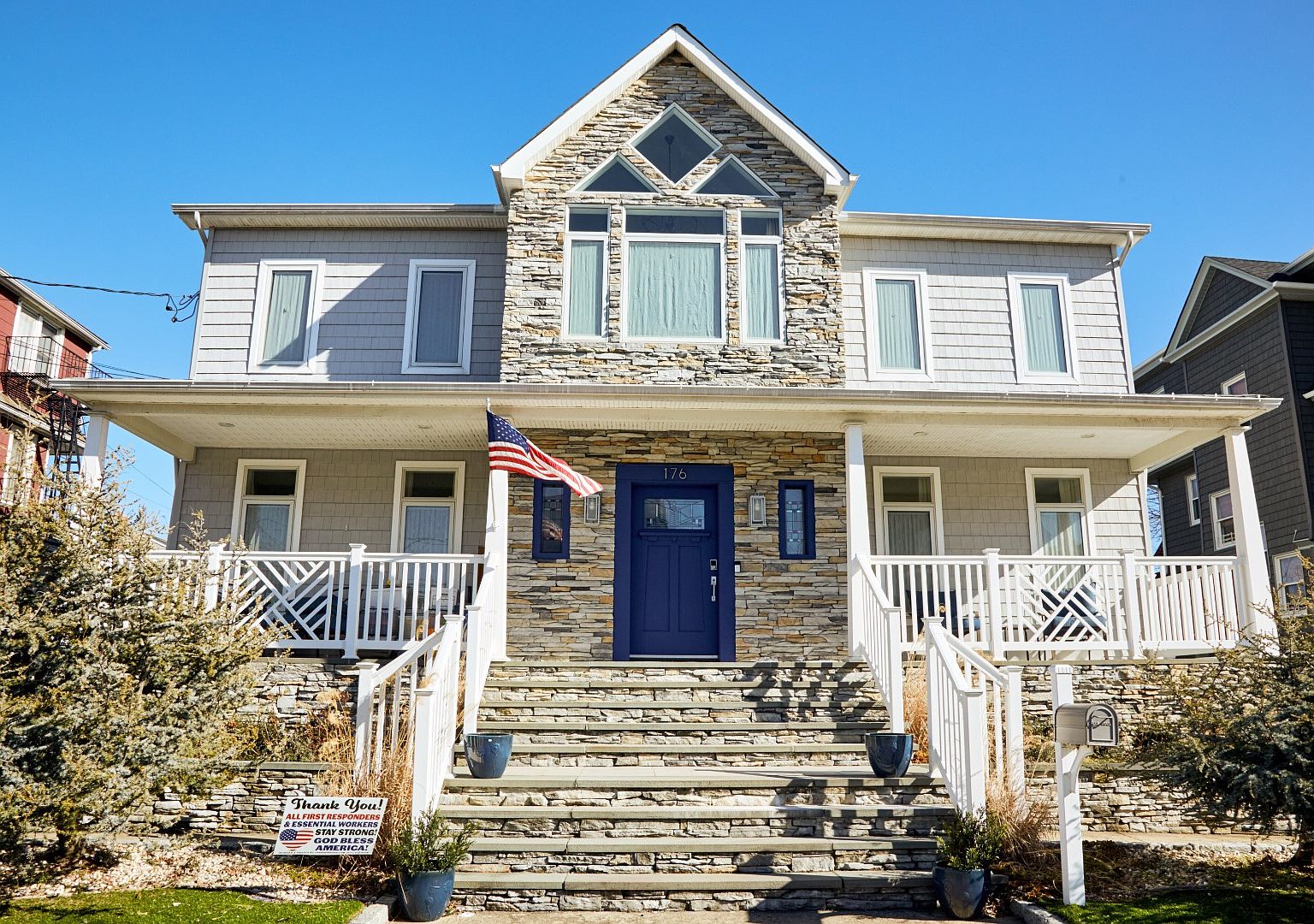 176 Beach 122nd St Far Rockaway Ny 11694 Mls 10967342 Zillow