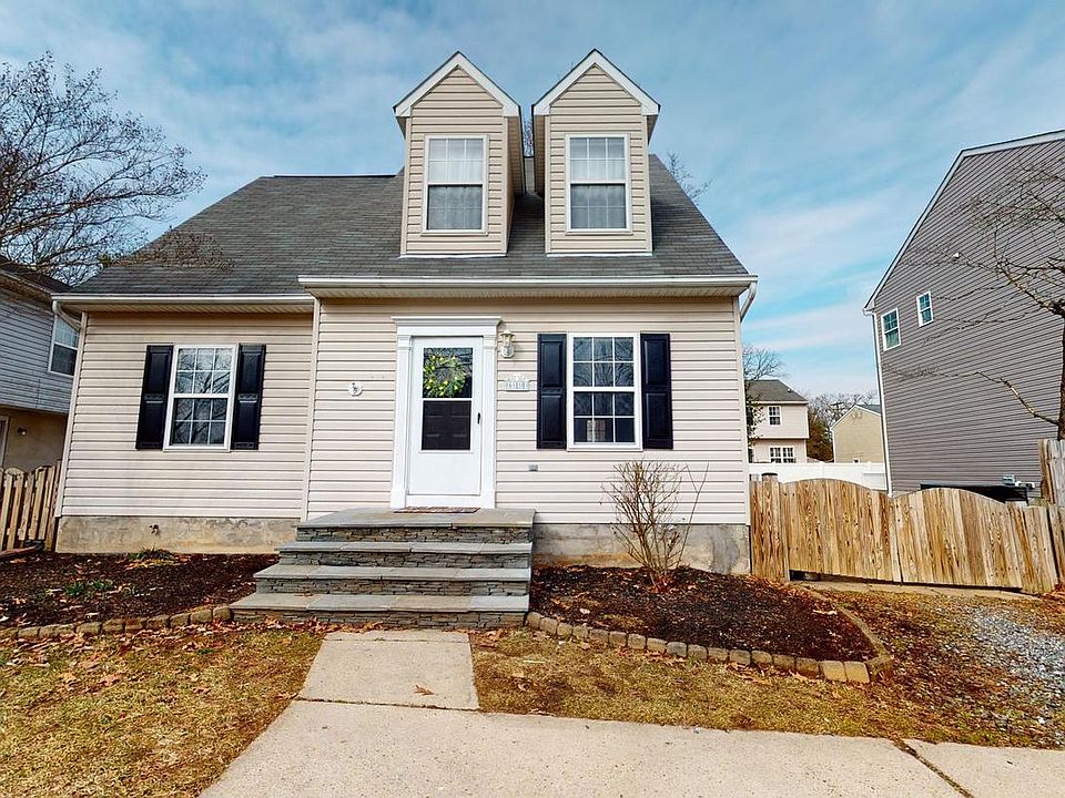 1st image of 610 Westmoreland Pl