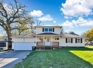 1199 Arbutus Rd, Genoa City, WI 53128