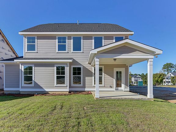 These photos are representative of this floor plan, but all options may not be available in every co