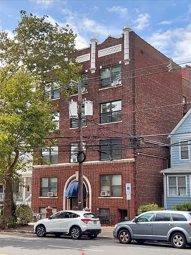 427 Kennedy Blvd #301 Photo 1