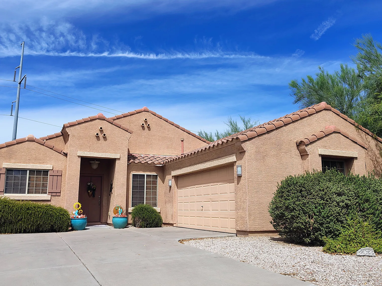 3 bed, 1700 sqft, $2,800 — Photo 1
