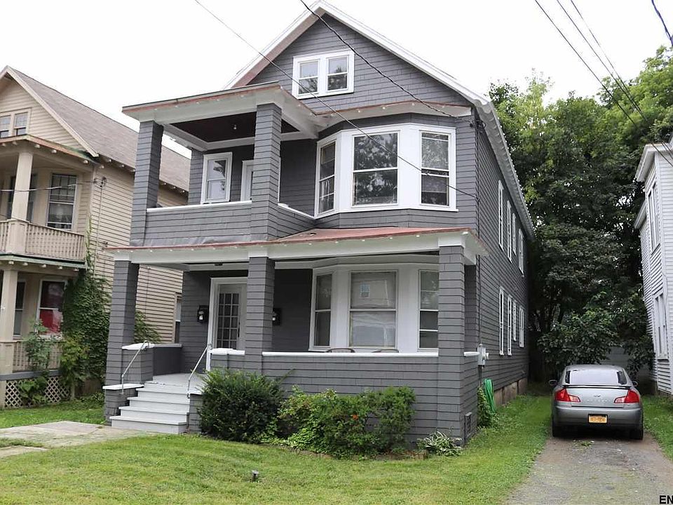 1st image of 750 Myrtle Ave