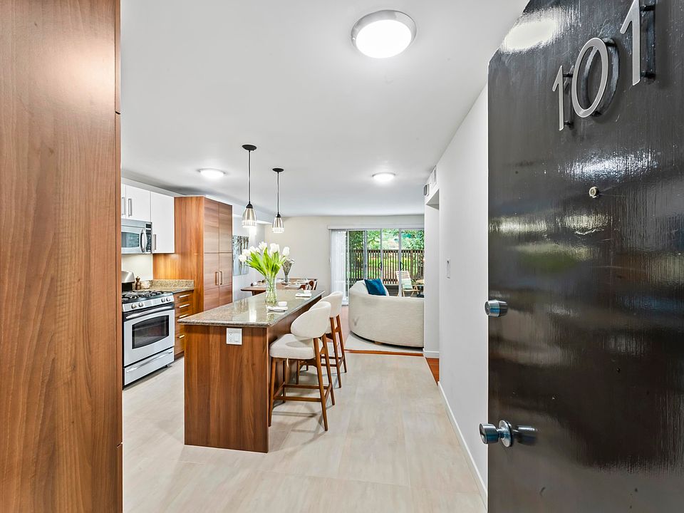 1st image of 2130 Mountain Blvd APT 101