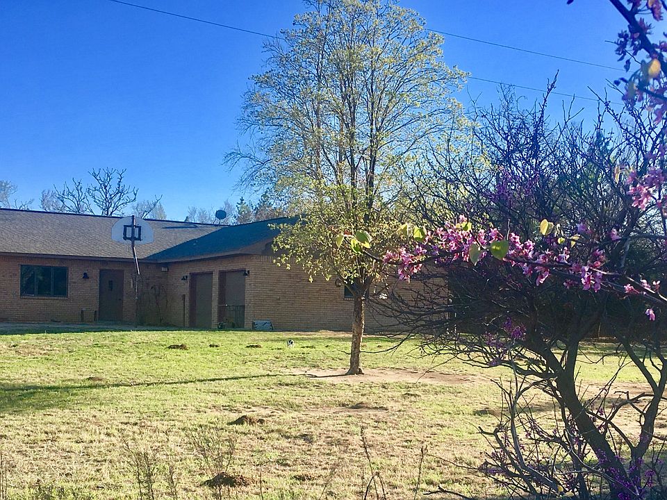 House/yard from north