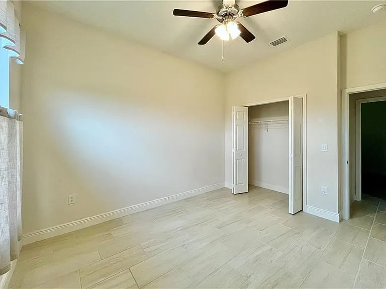 6400 Nevis Ct — Photo 20