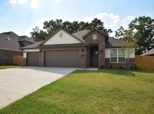 3806 SW Pinecrest Dr, Bentonville, AR 72713