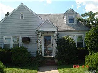1st image of 309 Nassau Blvd