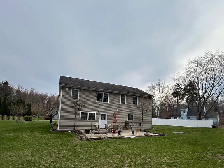 Albany St — Photo 10