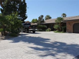 8040 W Red Coach Ave, Las Vegas, NV 89129