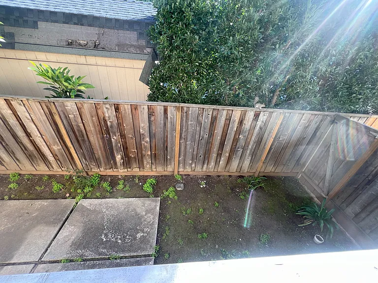 33 Hayward Ave #108 — Photo 20