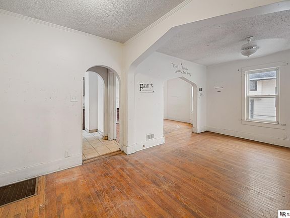 3rd image of 4109 N 19th St