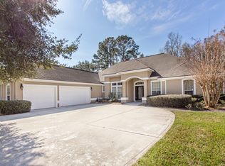 10092 Vineyard Lake Rd E, Jacksonville, FL 32256