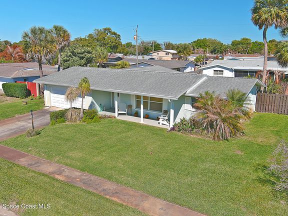 2nd image of 3508 W Roundtree Dr