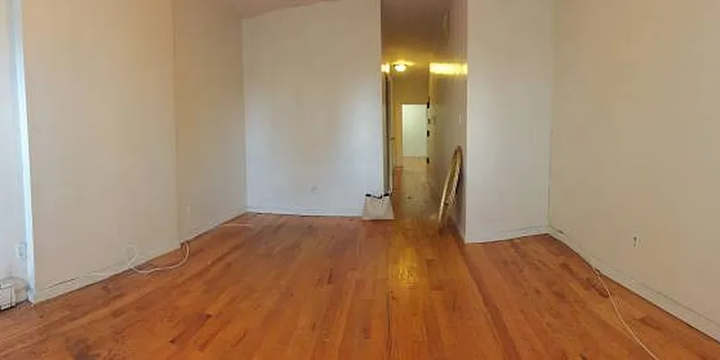 Rented by P Management | media 16