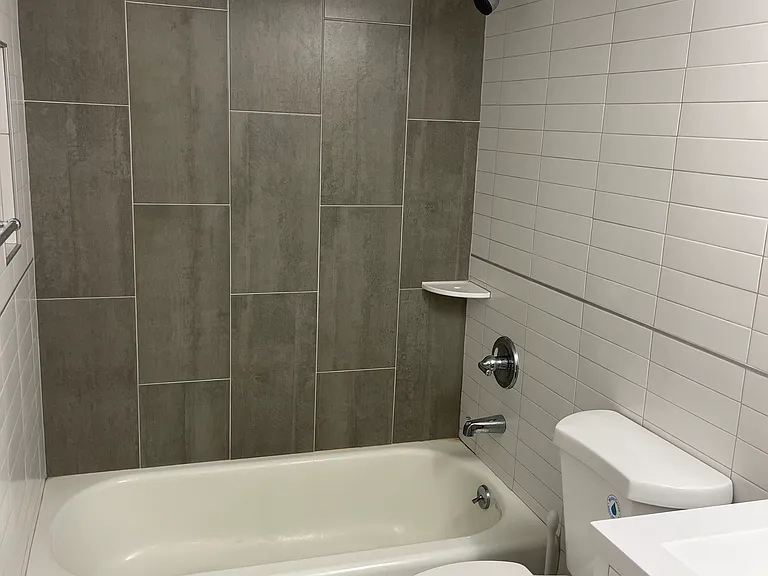 448 Mosely Ave #2 — Photo 10