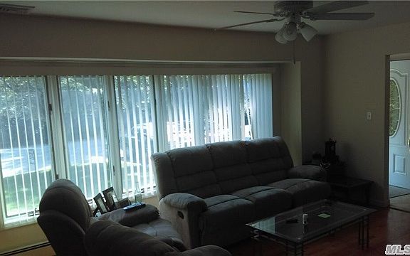 5th image of 306 9th Ave