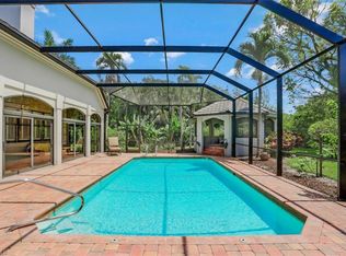 726 Bay Tree Ct, Naples, FL 34108