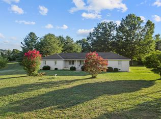 2812 Catawba Rd, Troutville, VA 24175