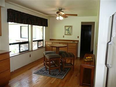 4th image of 2368 Garden Dr