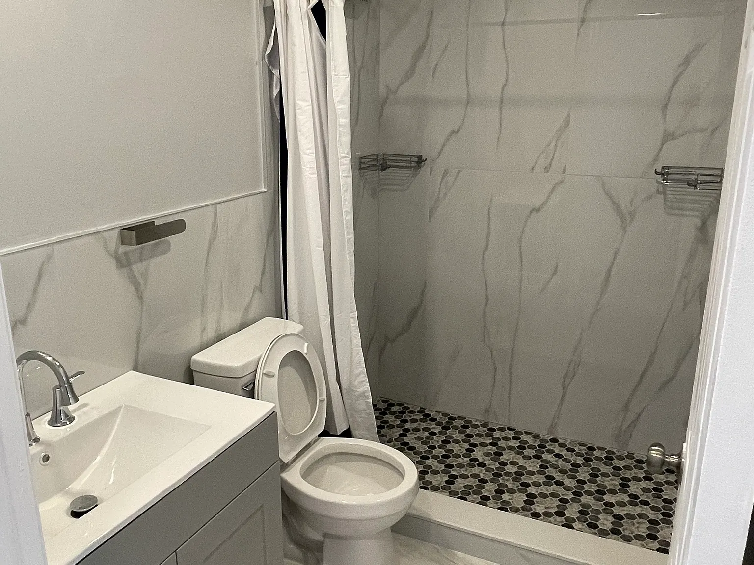 3 bed, 1350 sqft, $1,600 — Photo 3