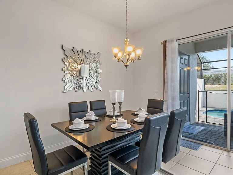 290 Captiva Dr — Photo 10