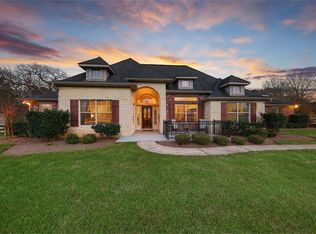 15640 Crown Oaks Dr, Montgomery, TX 77316